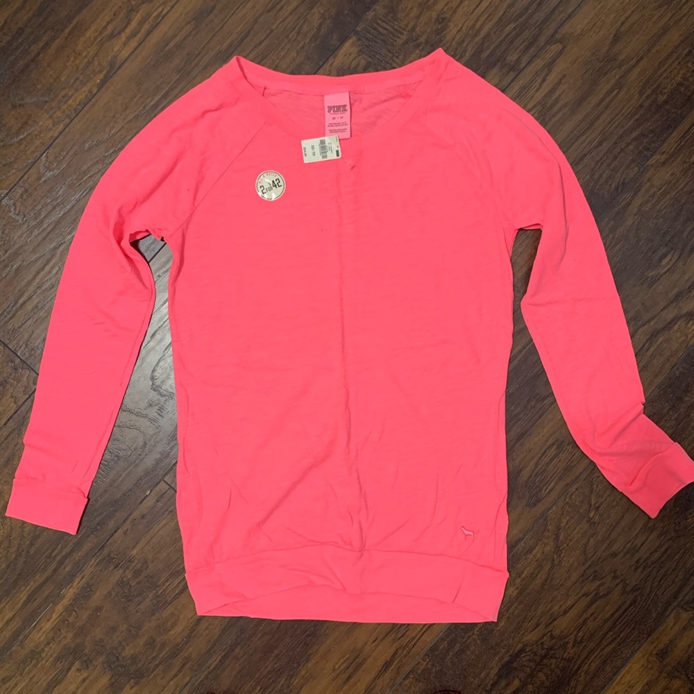 VS Pink• NWT long sleeve tee neon pink